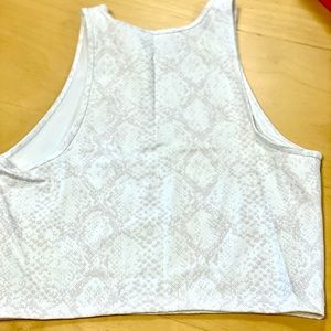 -Athleta Crop top size Small, worn once.